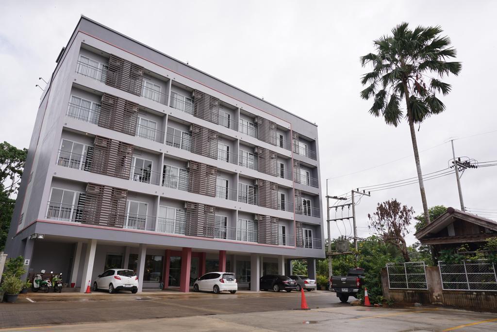 Chompu Nakarin Apartment Транг Екстериор снимка