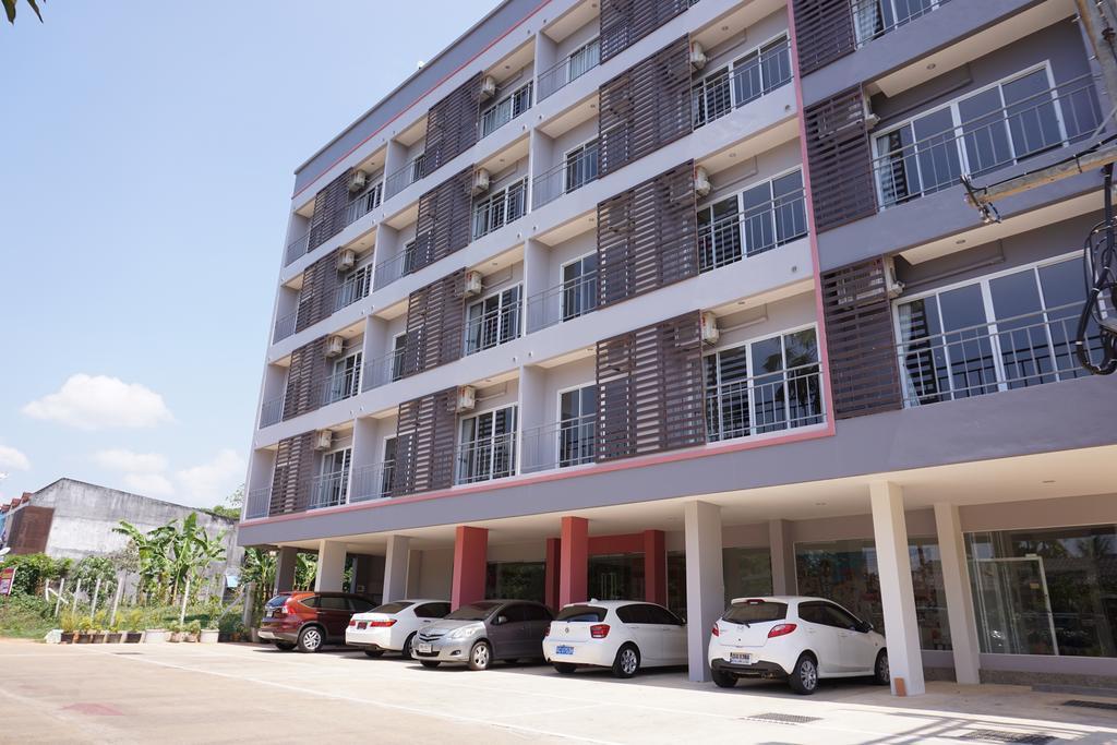 Chompu Nakarin Apartment Транг Екстериор снимка