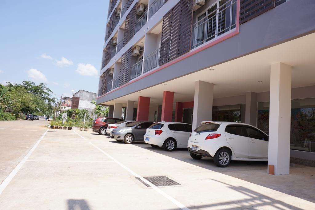Chompu Nakarin Apartment Транг Екстериор снимка