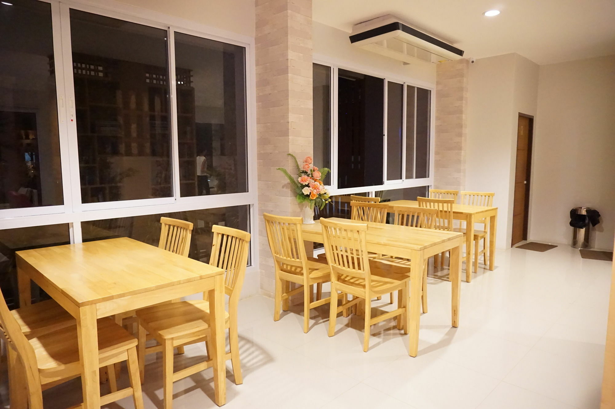 Chompu Nakarin Apartment Транг Екстериор снимка